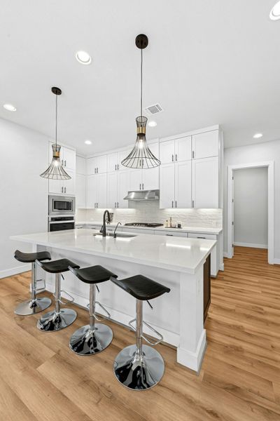 Furnished interior view inside a new home in Santa Rita Ranch, Georgetown (Image 10).