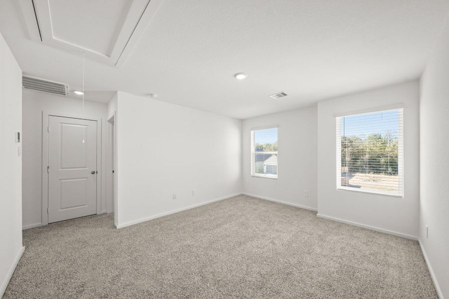 Spacious, unfurnished interior of a new home in Sunterra, Katy (Image 10). Spacious, unfurnished interior of a new home in Sunterra, Katy (Image 10).