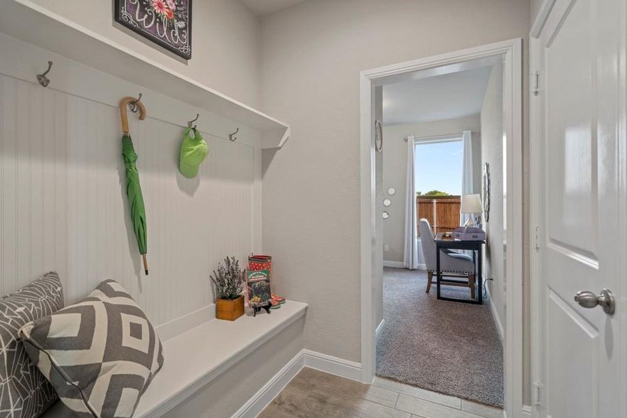Furnished interior view inside a new home in Bluestem, Rhome (Image 27).