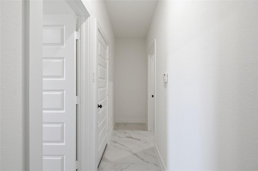 Spacious, unfurnished interior of a new home in Foxtail Palms, Manvel (Image 26). Spacious, unfurnished interior of a new home in Foxtail Palms, Manvel (Image 26).