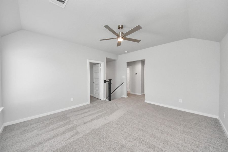 Ascend to relaxation in this fantastic game room! Ideal for both casual gatherings and adult gaming, it boasts plush carpet, lofty ceilings, custom paint, and ample windows for abundant natural light. Ascend to relaxation in this fantastic game room! Ideal for both casual gatherings and adult gaming, it boasts plush carpet, lofty ceilings, custom paint, and ample windows for abundant natural light.