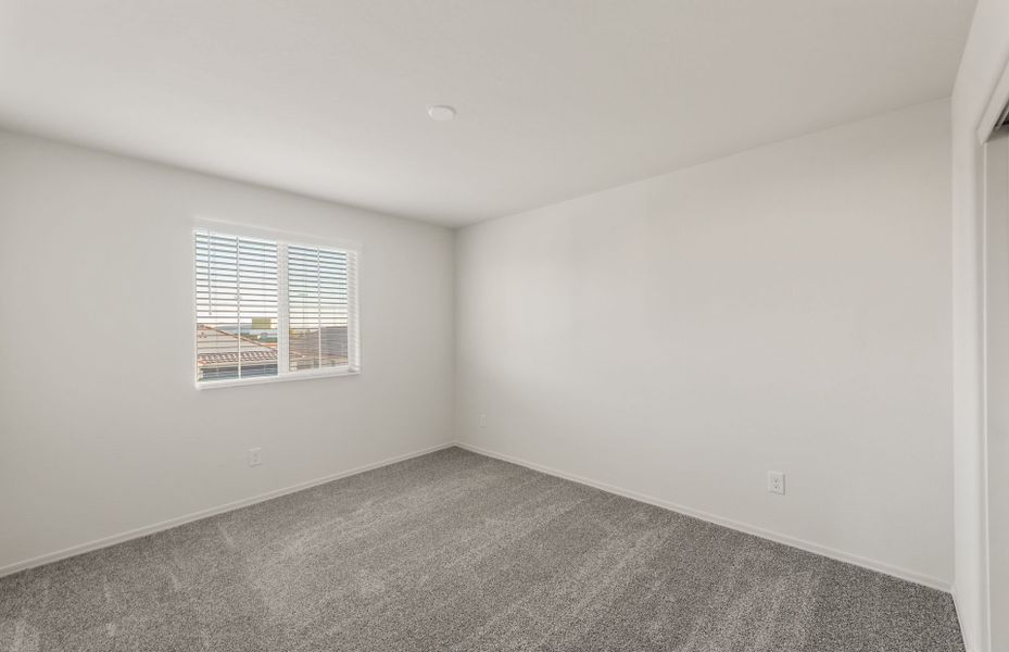 Spacious, unfurnished interior of a new home in Entrada La Coraza at Rancho Sahuarita, Sahuarita (Image 22).