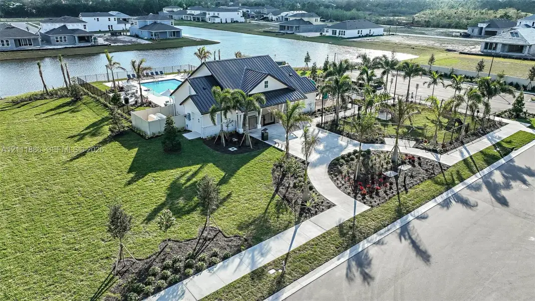 Veranda Oaks Community