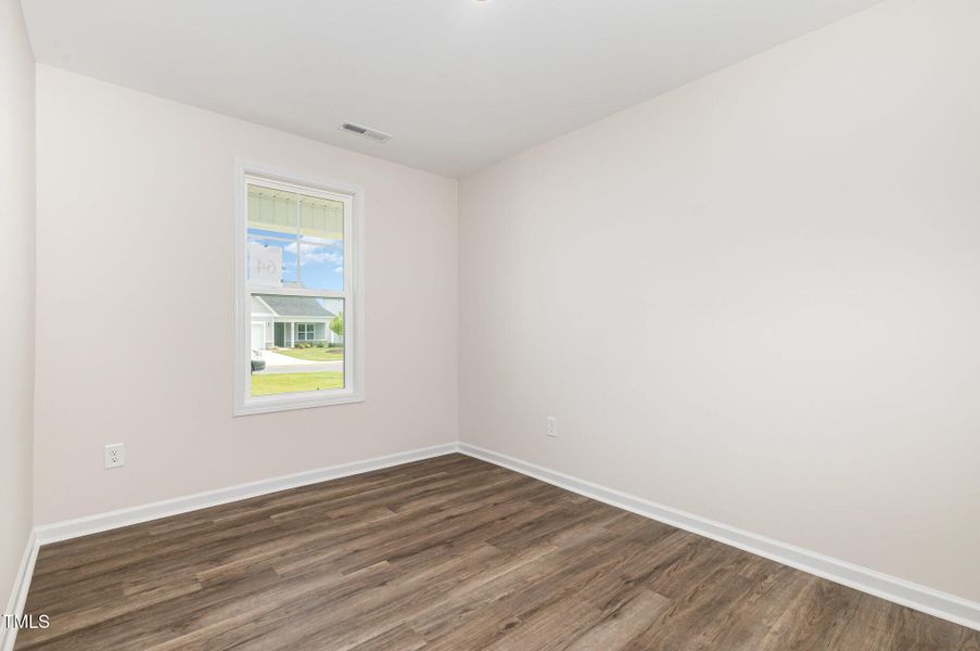 004_img_0108-edit_544