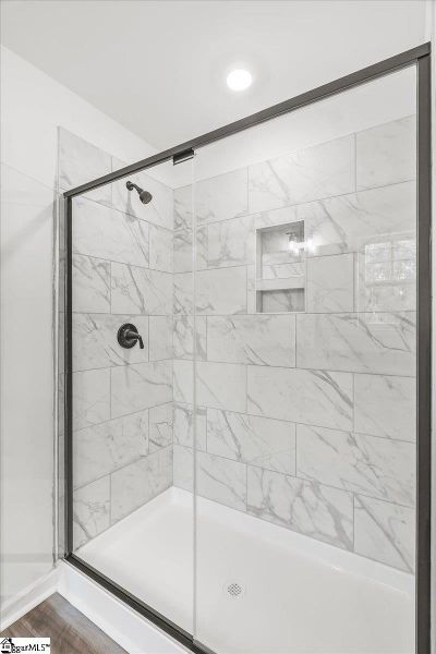 Close-up of interior finishes inside a home in Lynbrook, Boiling Springs (Image 16). Close-up of interior finishes inside a home in Lynbrook, Boiling Springs (Image 16).