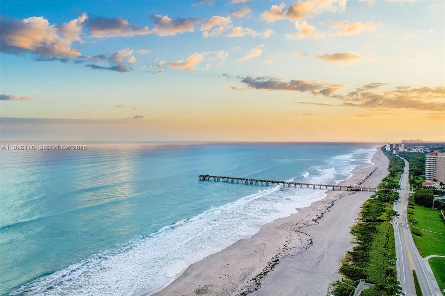 Juno Beach Pier Juno Beach Pier