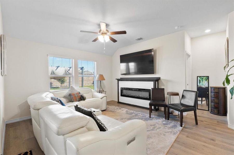 Furnished interior view inside a new home in Winchester Crossing, Princeton (Image 4). Furnished interior view inside a new home in Winchester Crossing, Princeton (Image 4).