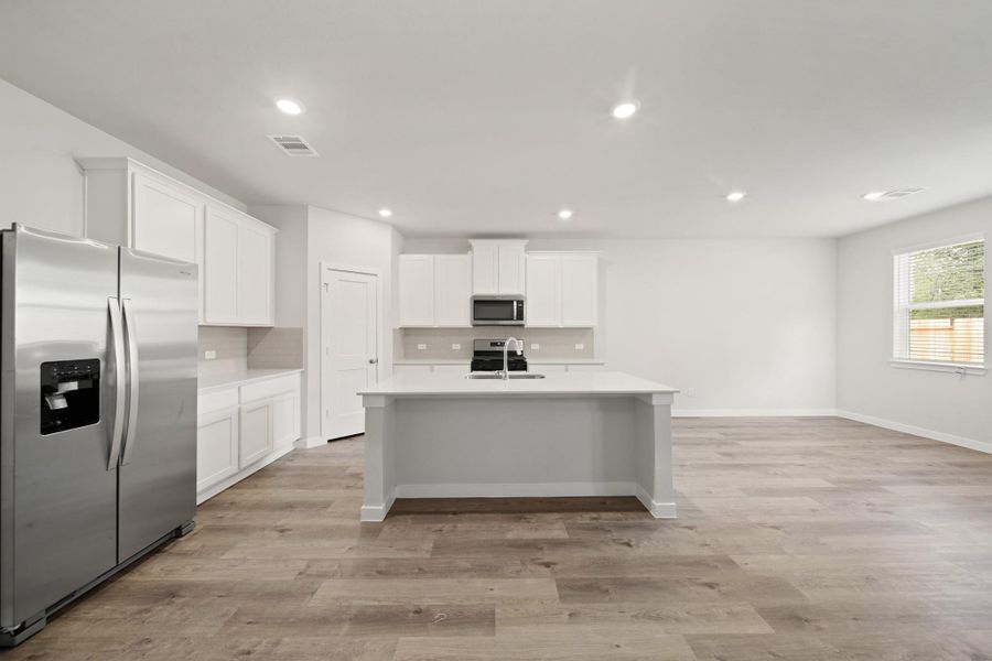 Furnished interior view inside a new home in Russell Ranch, Bay City (Image 11). Furnished interior view inside a new home in Russell Ranch, Bay City (Image 11).