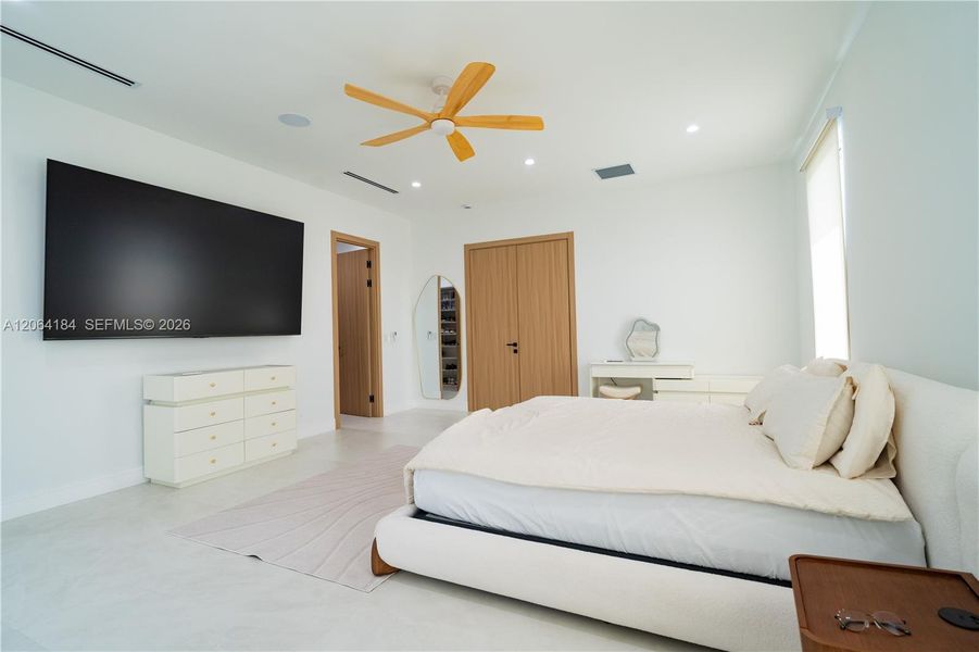 Furnished interior view inside a new home in , Miami (Image 58). Furnished interior view inside a new home in , Miami (Image 58).