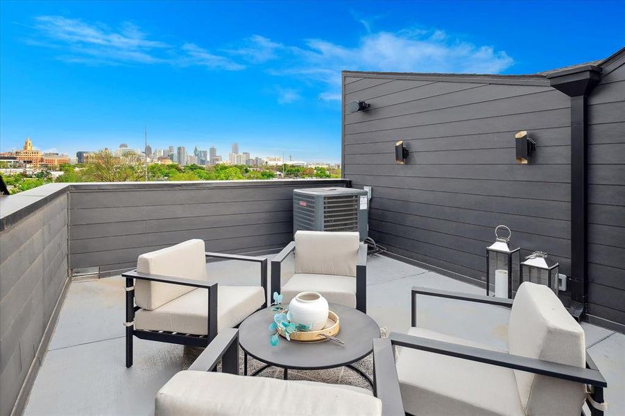 Exterior details and patio area of a home in , Dallas (Image 33).