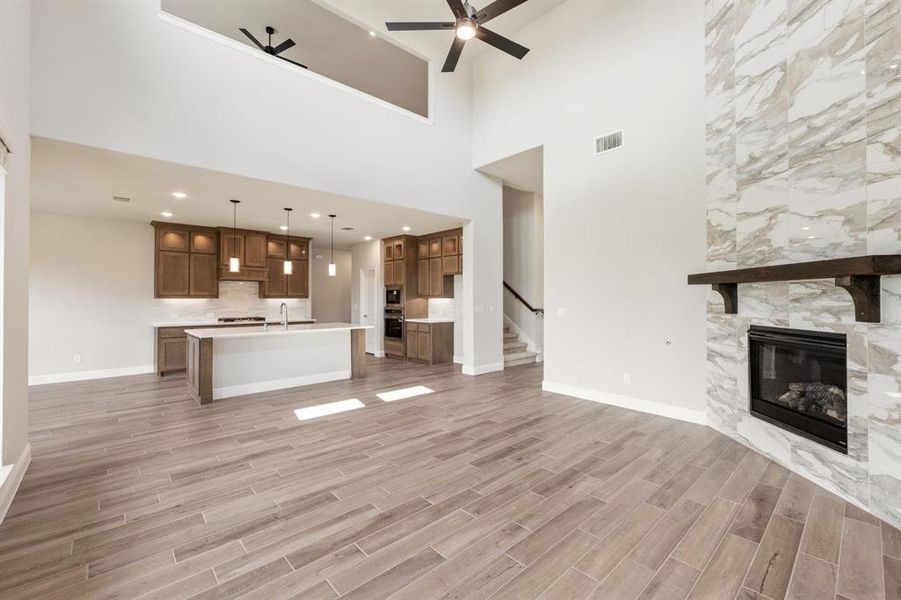 Spacious, unfurnished interior of a new home in Sonoma Verde, McLendon-Chisholm (Image 29).