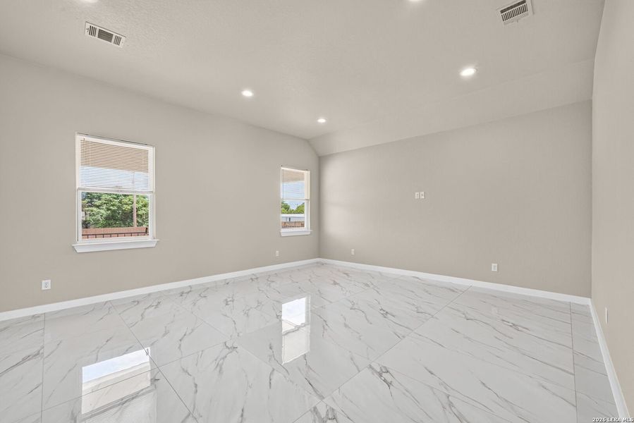 Spacious, unfurnished interior of a new home in , Somerset (Image 20).