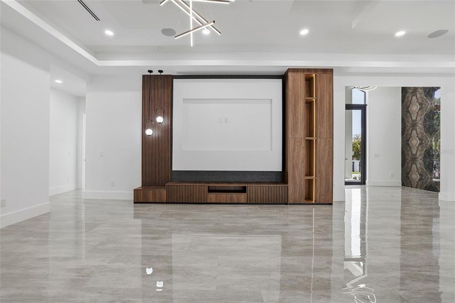 Spacious, unfurnished interior of a new home in , Tampa (Image 87).