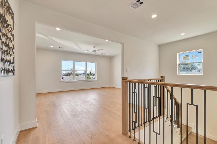 Spacious, unfurnished interior of a new home in , Houston (Image 22).