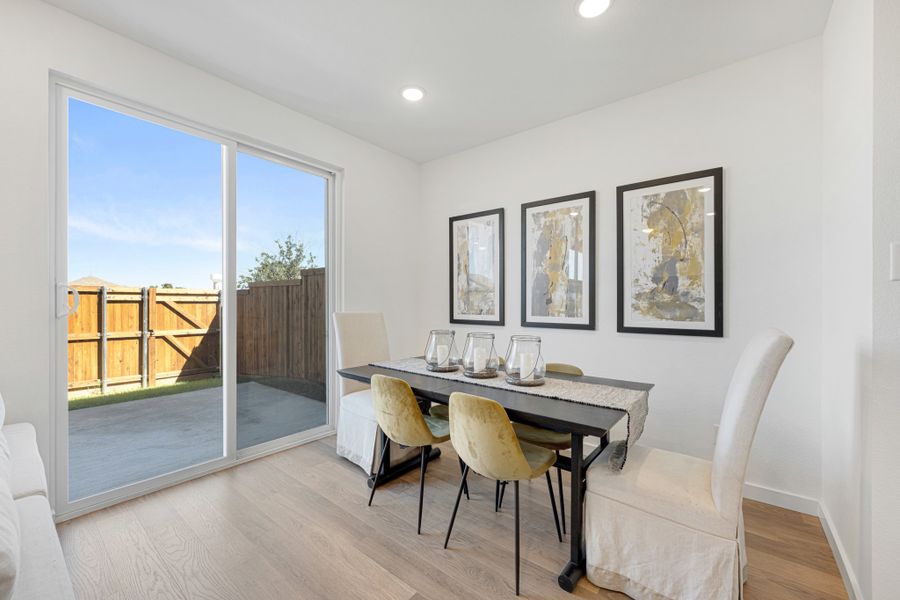 Furnished interior view inside a new home in Woodbridge Townhomes, Wylie (Image 9).
