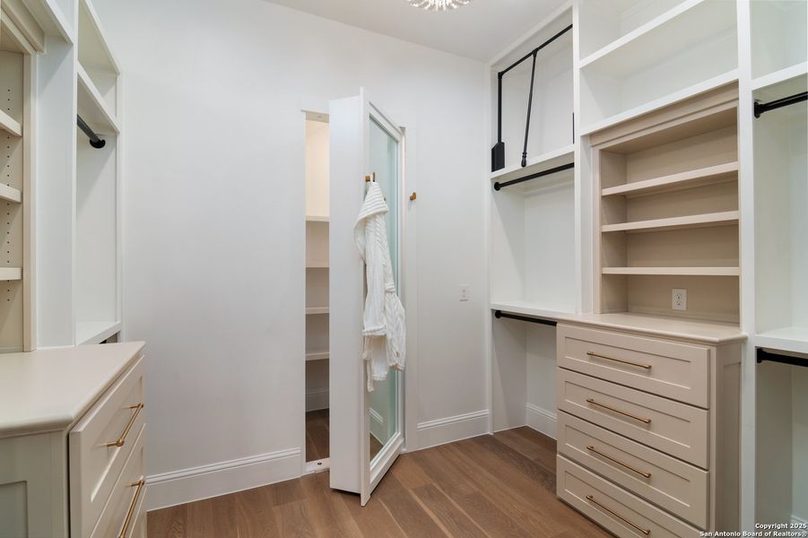 Furnished interior view inside a new home in , San Antonio (Image 11).