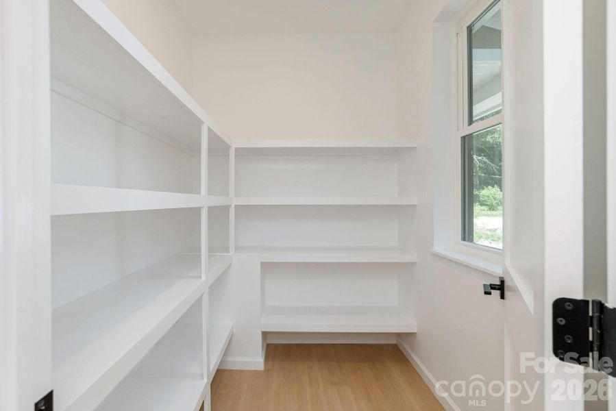 Spacious, unfurnished interior of a new home in , Flat Rock (Image 24).