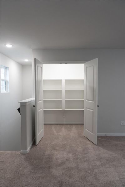 Image 22 of a home in Lakes at Black Oak.