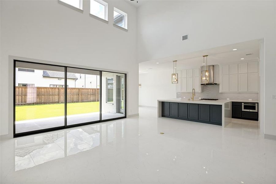 Spacious, unfurnished interior of a new home in , Frisco (Image 28). Spacious, unfurnished interior of a new home in , Frisco (Image 28).