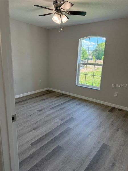 Spacious, unfurnished interior of a new home in , Dunnellon (Image 13).