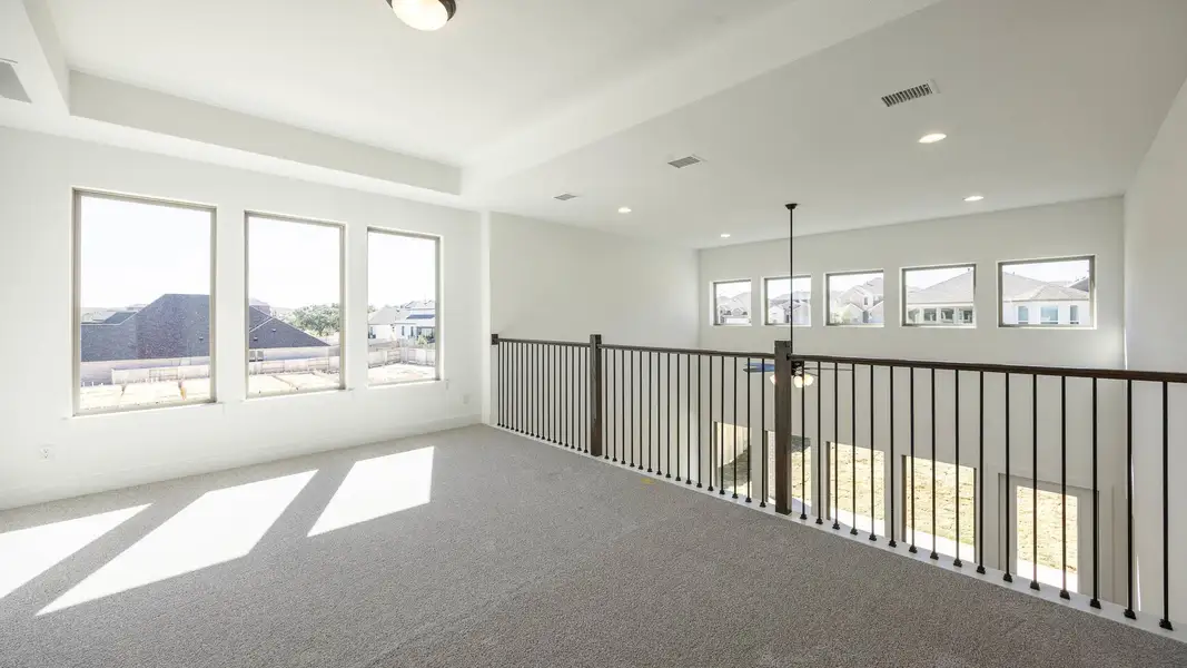 Spacious, unfurnished interior of a new home in Nolina 60', Georgetown (Image 12).