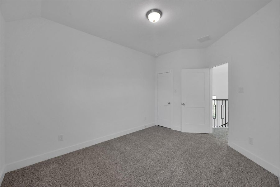 Spacious, unfurnished interior of a new home in Evergreen, Conroe (Image 32). Spacious, unfurnished interior of a new home in Evergreen, Conroe (Image 32).