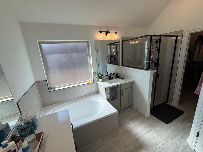 Furnished interior view inside a new home in Sunfield, Buda (Image 15).