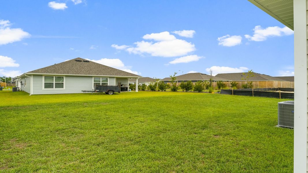 Representative exterior details of a home built from the The Cali by D.R. Horton in Park Place, Panama City (Image 21). Representative exterior details of a home built from the The Cali by D.R. Horton in Park Place, Panama City (Image 21).