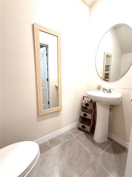 Furnished interior view inside a new home in , Davenport (Image 26).