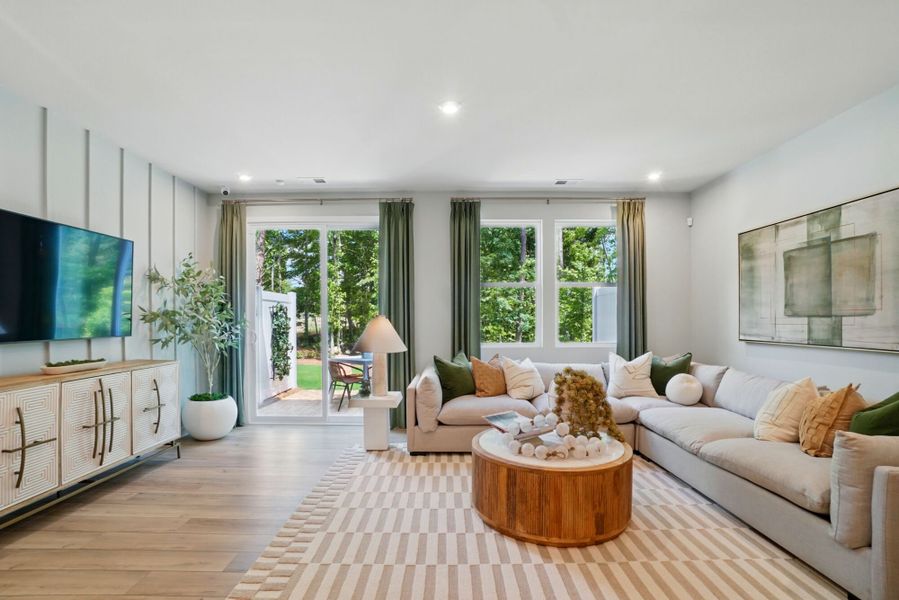 Photo representation of the Aurora plan. Colors, finishes and options will vary.