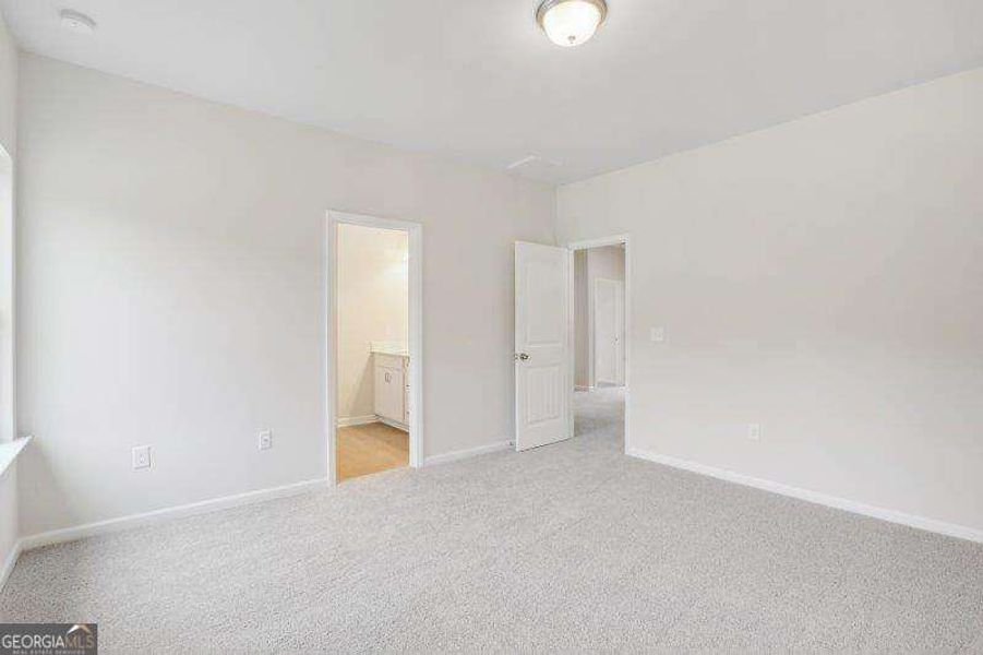 Spacious, unfurnished interior of a new home in Bryson Farms, Byron (Image 9).