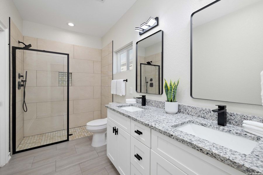 Furnished interior view inside a new home in , Canyon Lake (Image 10).