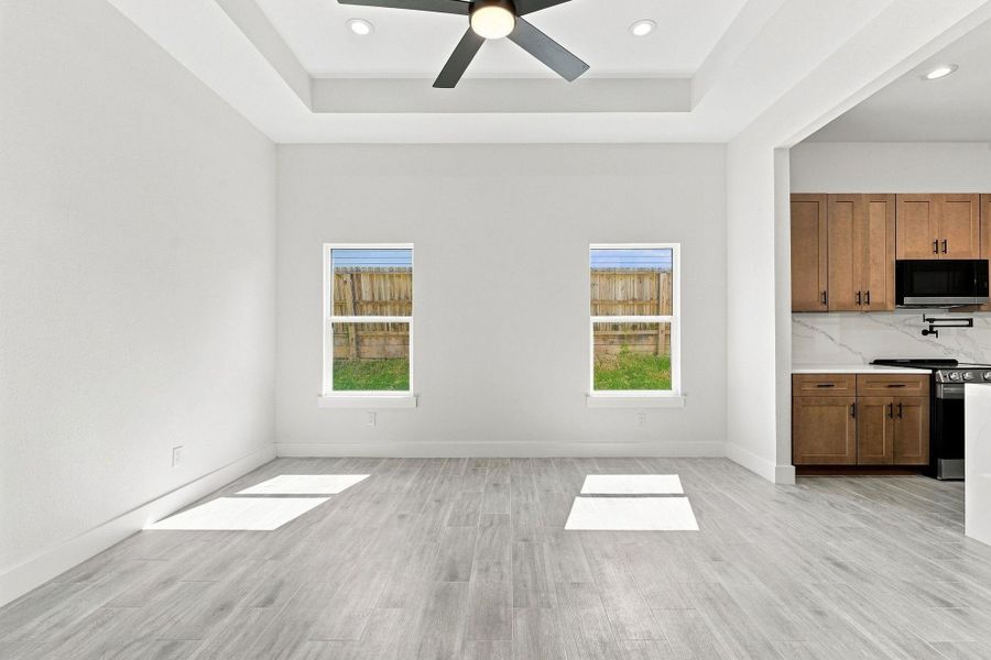 Spacious, unfurnished interior of a new home in , Willis (Image 25).