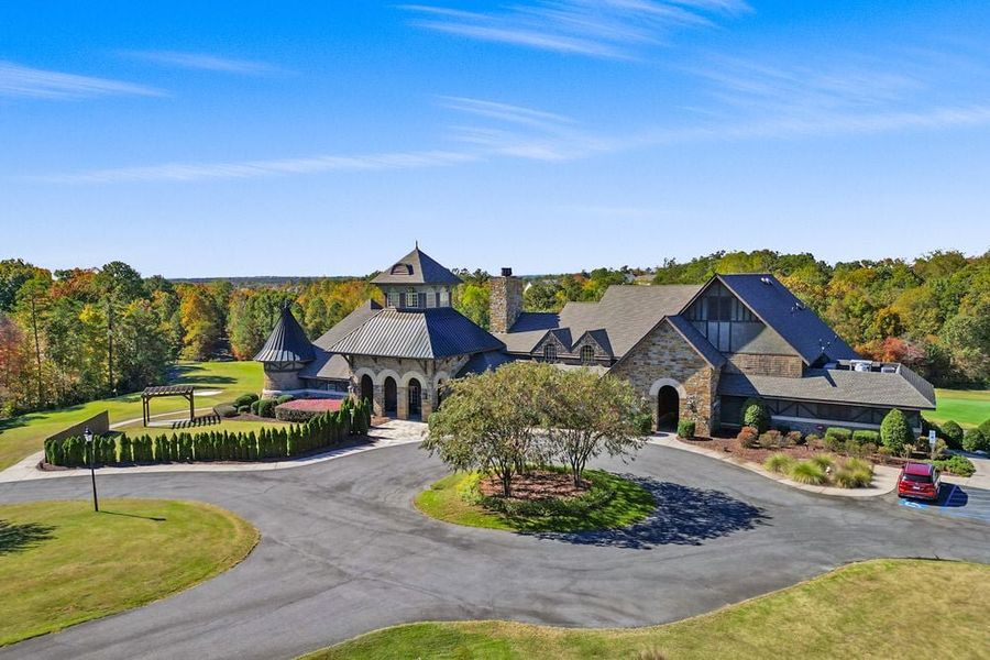 Community amenities in The Coves on Lake Wylie Towns, Charlotte (Image 24).