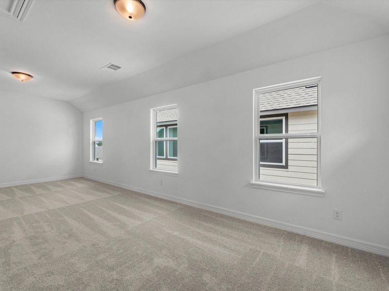 Spacious, unfurnished interior of a new home in Emory Glen, Magnolia (Image 19). Spacious, unfurnished interior of a new home in Emory Glen, Magnolia (Image 19).