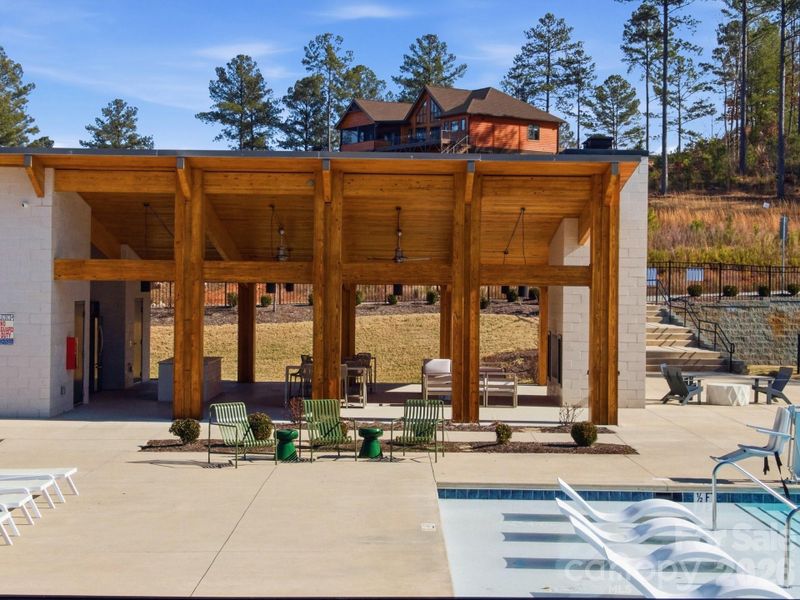 Image 47 of a home in .