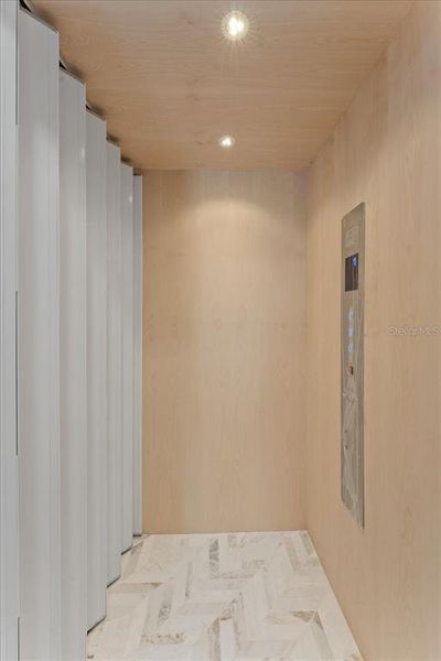 Spacious, unfurnished interior of a new home in , Boca Grande (Image 51).