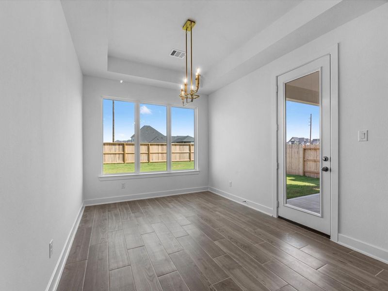 Spacious, unfurnished interior of a new home in Grange - 55', Katy (Image 18). Spacious, unfurnished interior of a new home in Grange - 55', Katy (Image 18).