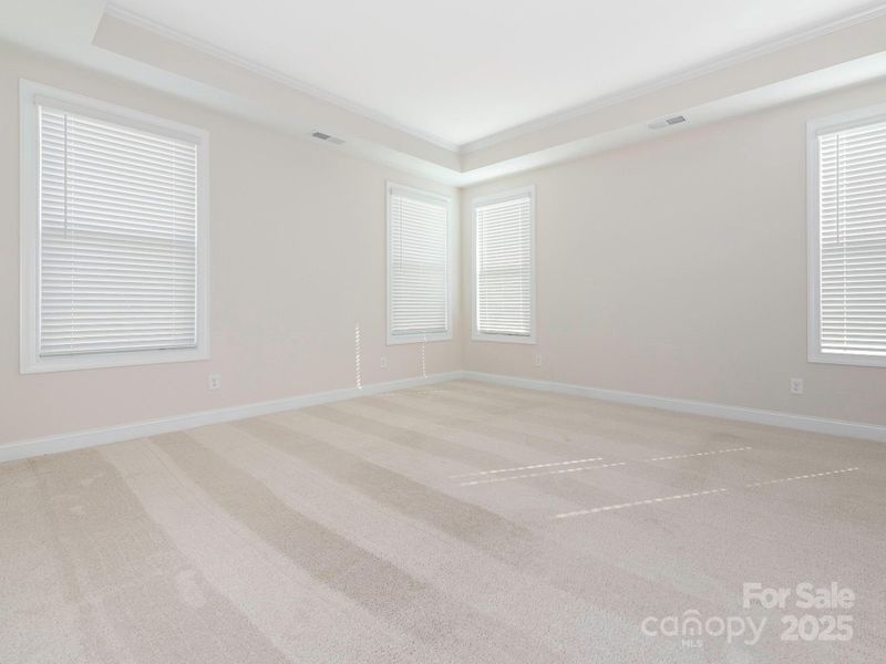 Spacious, unfurnished interior of a new home in , Charlotte (Image 12).