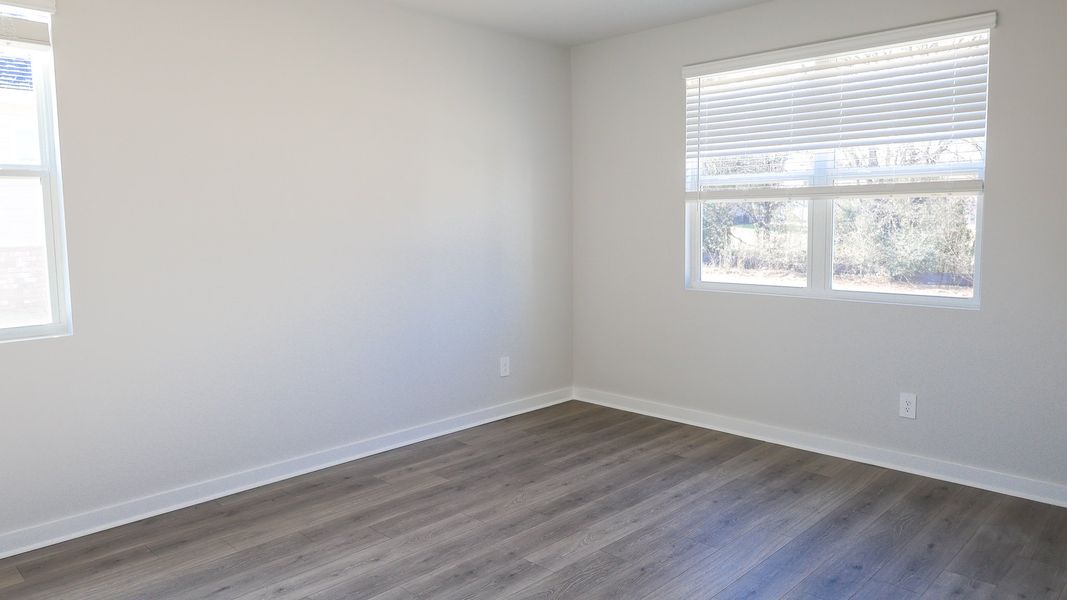 Representative unfurnished interior of a home built from the EMBRY by D.R. Horton in Harvest Point, Spring Hill (Image 33).