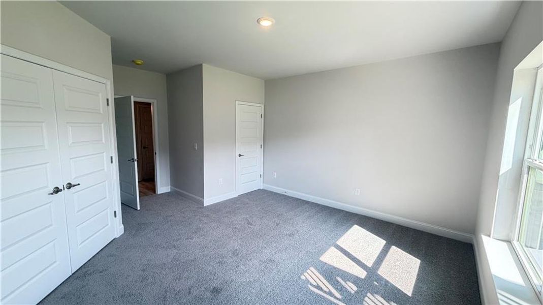 Spacious, unfurnished interior of a new home in Habersham Meadows, Demorest (Image 36).