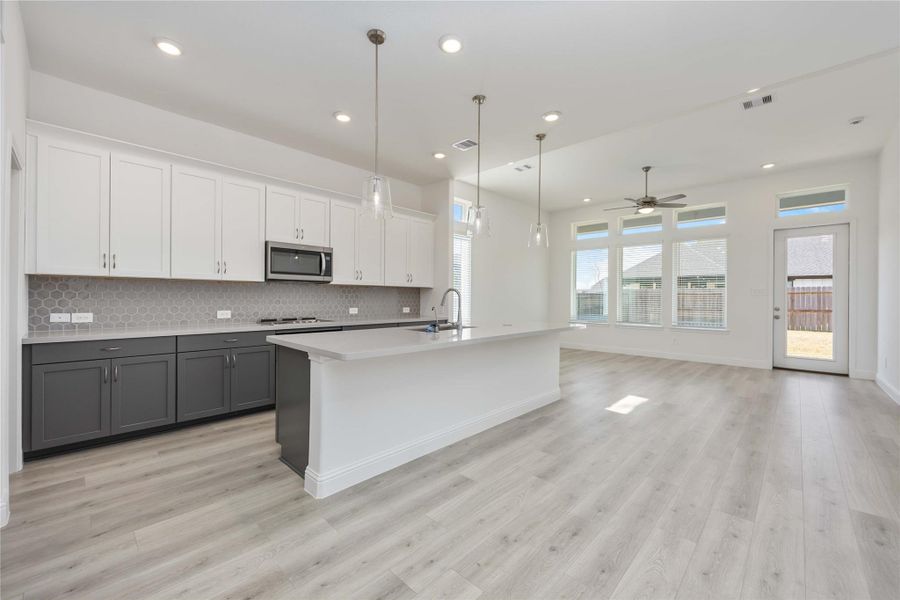 Furnished interior view inside a new home in Sienna, Missouri City (Image 11). Furnished interior view inside a new home in Sienna, Missouri City (Image 11).