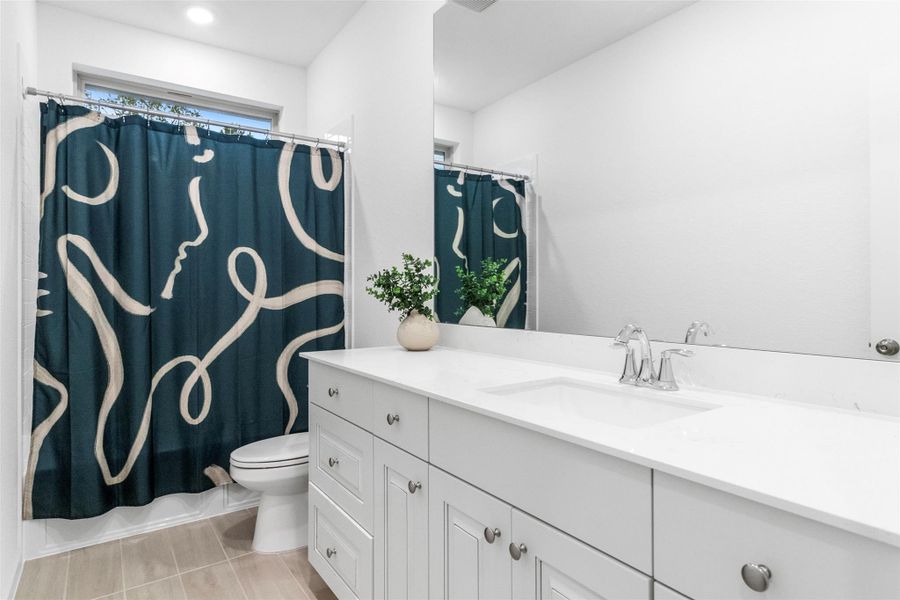 Furnished interior view inside a new home in , Porter (Image 27).