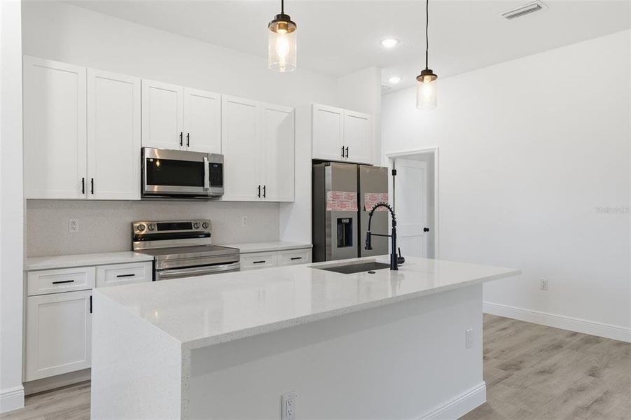 Furnished interior view inside a new home in , Ocala (Image 8).