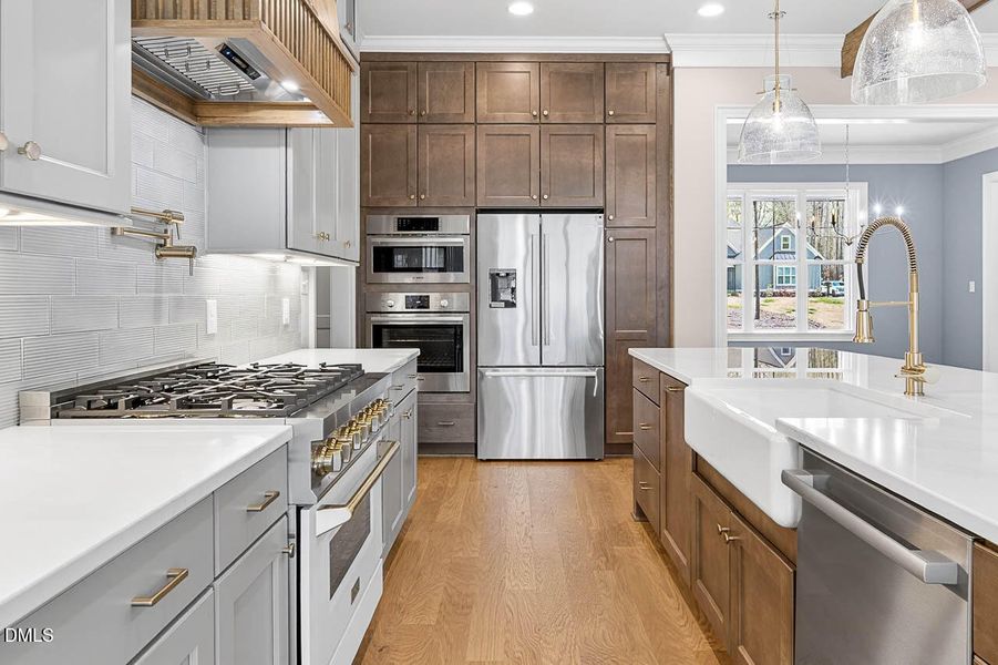 1616 River Bend Ln interior-8