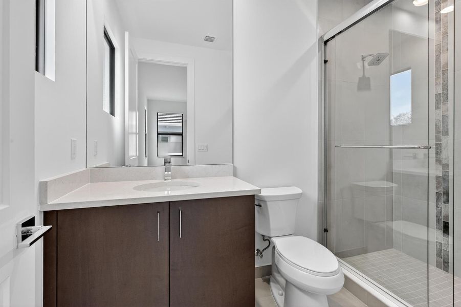 Furnished interior view inside a new home in , Palm Beach Gardens (Image 38).