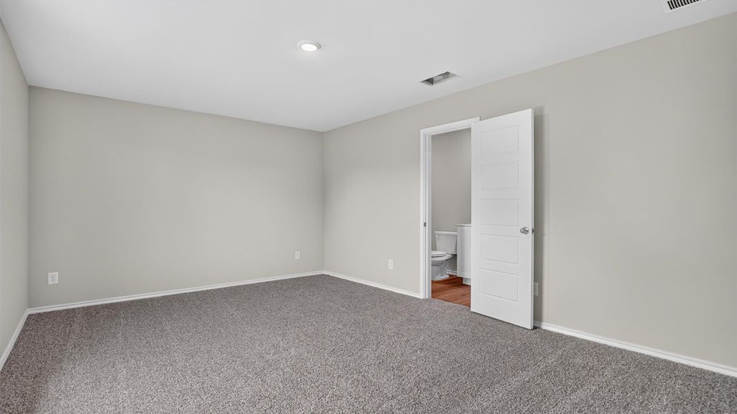 Spacious, unfurnished interior of a new home in The Canyons, Keene (Image 14). Spacious, unfurnished interior of a new home in The Canyons, Keene (Image 14).