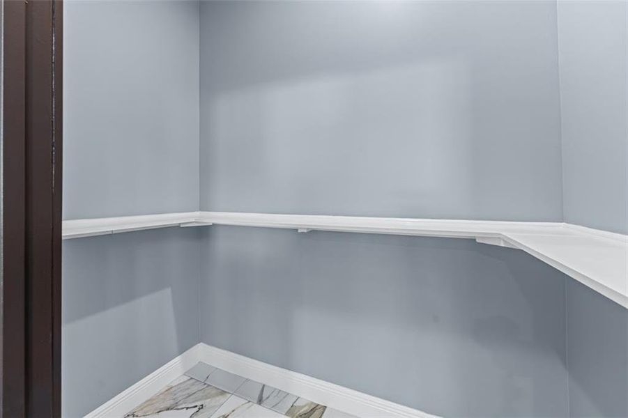 Spacious, unfurnished interior of a new home in , Grayson (Image 31).