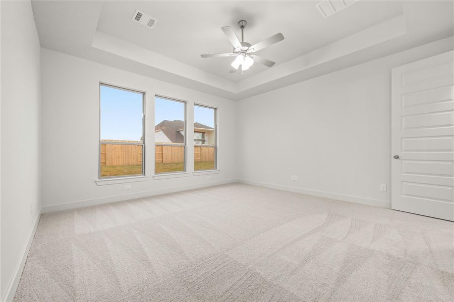 Representative image. Features, specifications, selections and colors may vary.