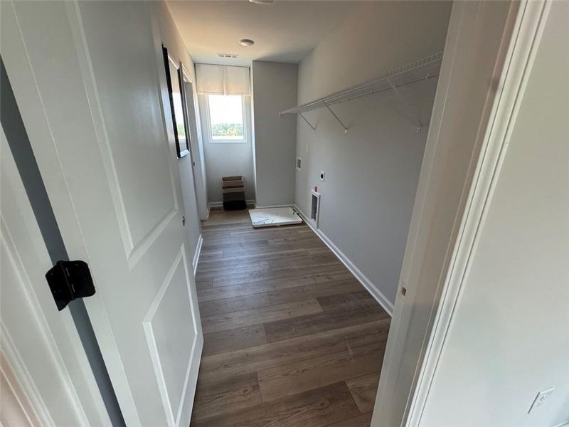 Spacious, unfurnished interior of a new home in Greene Farm, Cartersville (Image 33).